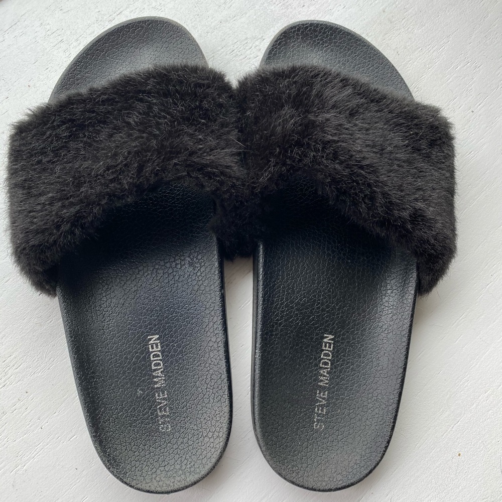 Steve Madden Slippers